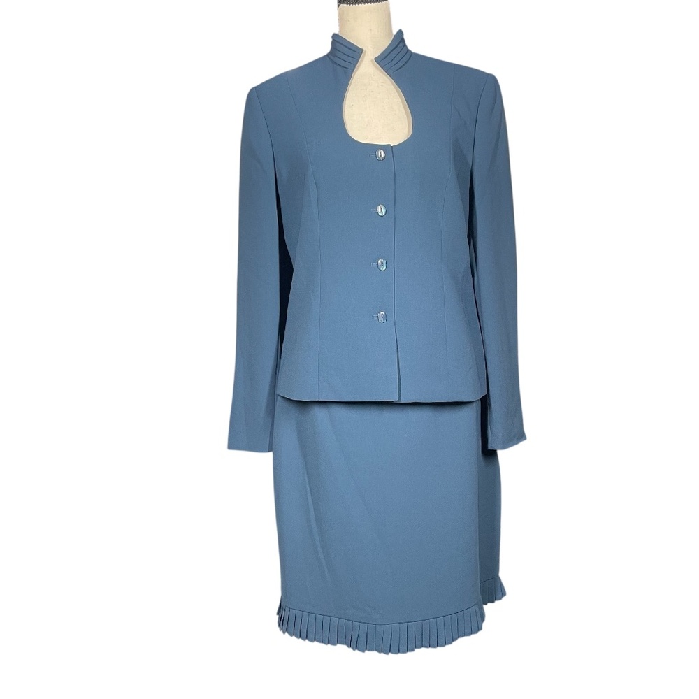 Bloomingdale's Women's Suit